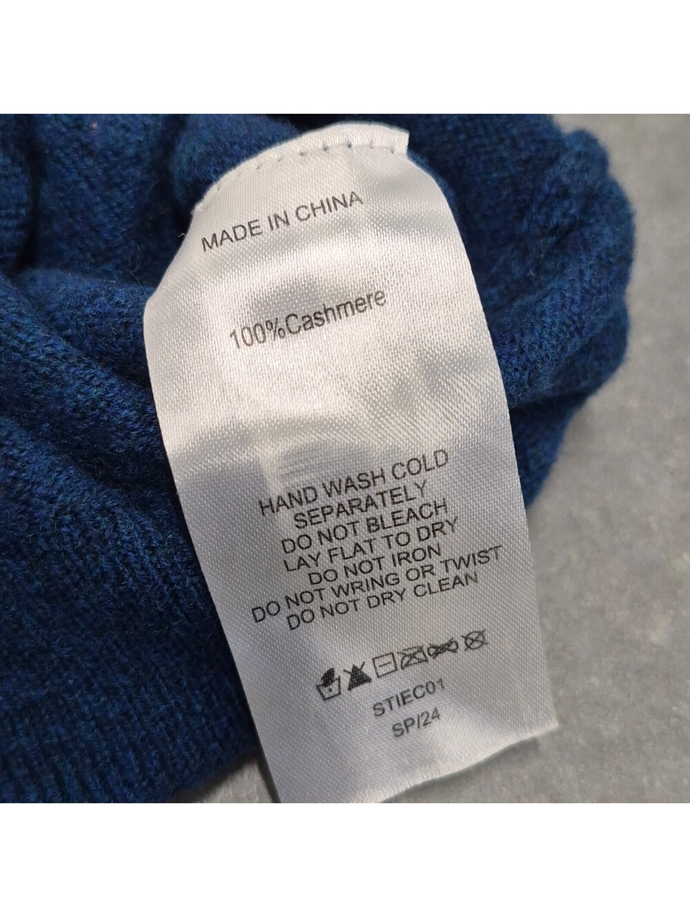 Quince Navy Blue Cashmere Top - Picture 6 of 7